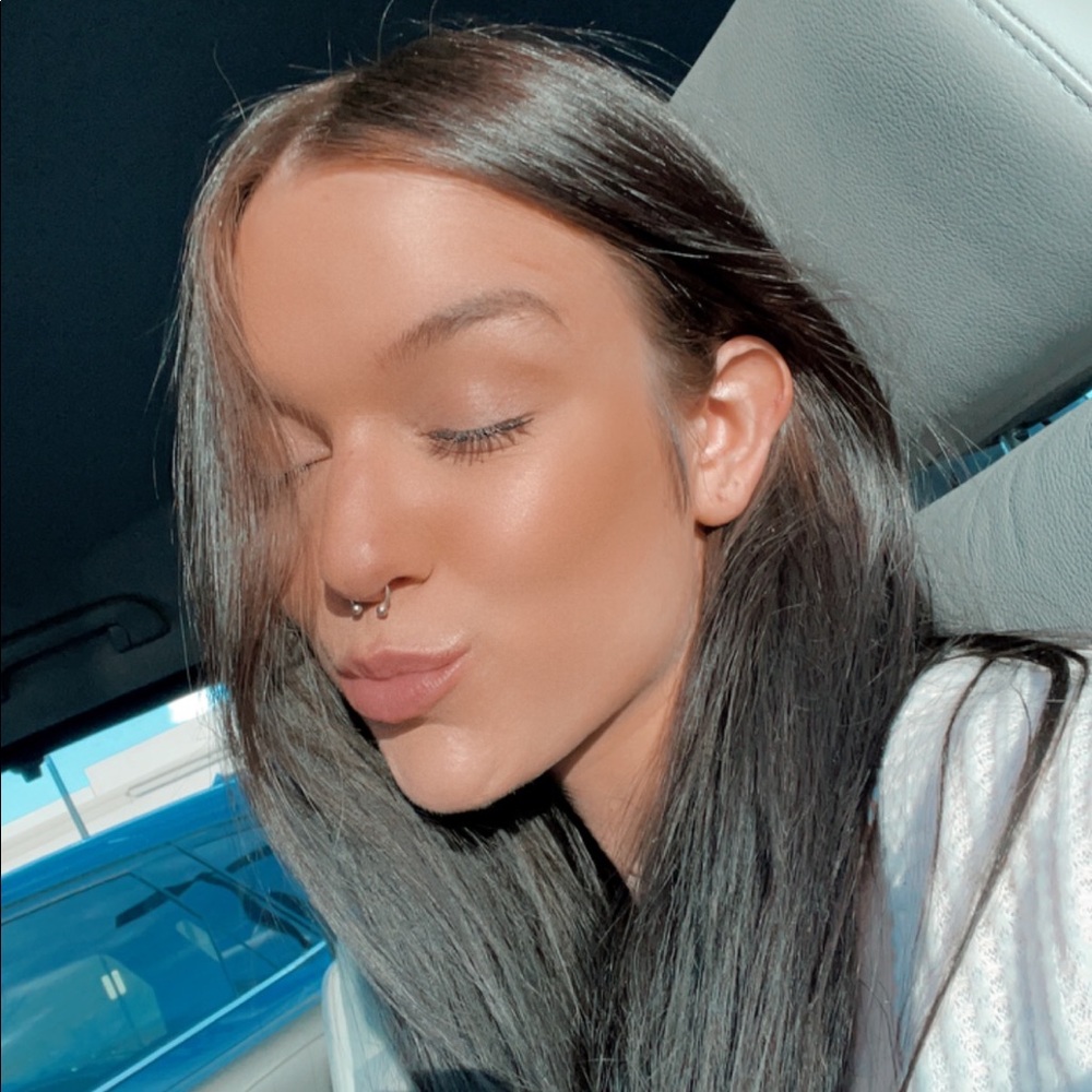 Meet your Posher, Sarah